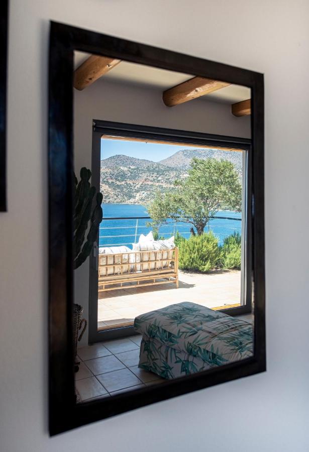 Villa Aiolos: Above The Sea, Within Agios Nikolaos Bagian luar foto