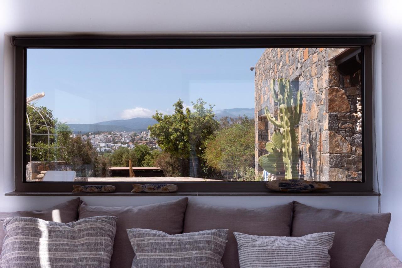 Villa Aiolos: Above The Sea, Within Agios Nikolaos Bagian luar foto