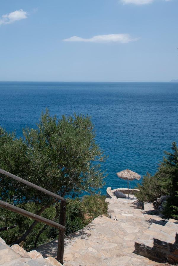 Villa Aiolos: Above The Sea, Within Agios Nikolaos Bagian luar foto